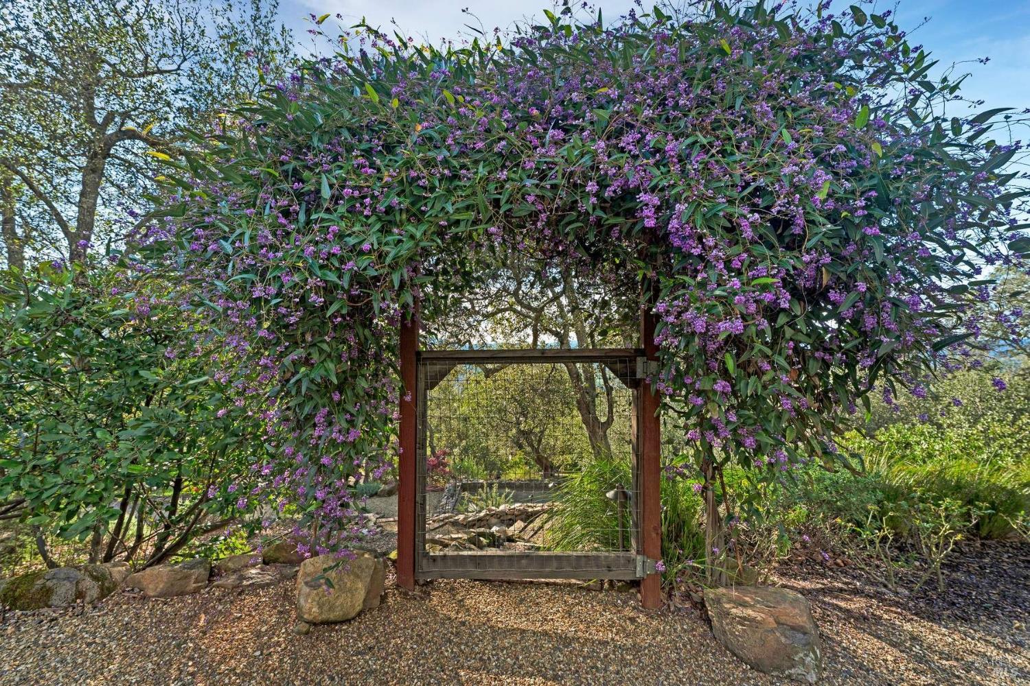 2557 Trinity Road Glen Ellen CA 95442