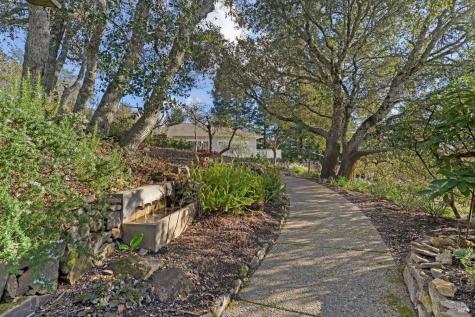 2557 Trinity Road Glen Ellen CA 95442