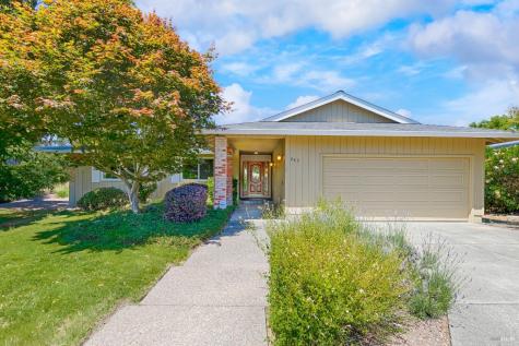 447 Meadowgreen Drive Santa Rosa CA 95409
