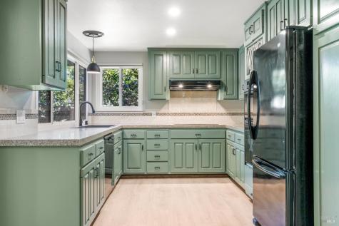 447 Meadowgreen Drive Santa Rosa CA 95409