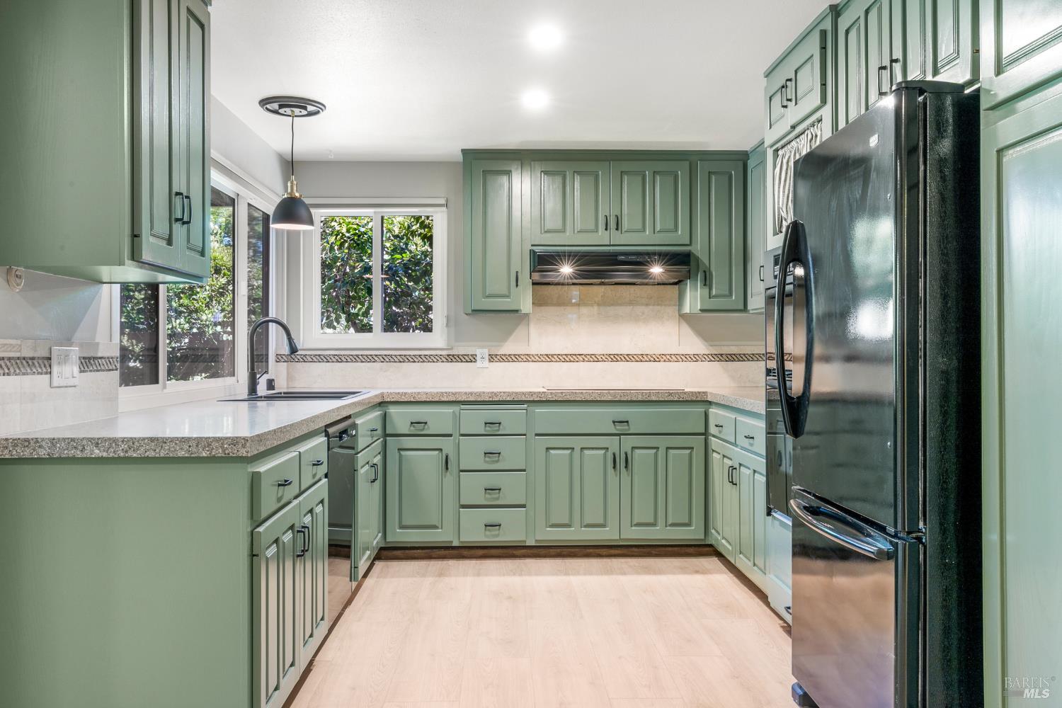 447 Meadowgreen Drive Santa Rosa CA 95409