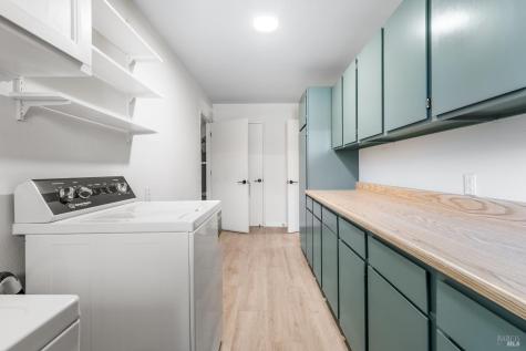 447 Meadowgreen Drive Santa Rosa CA 95409