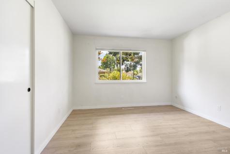 447 Meadowgreen Drive Santa Rosa CA 95409