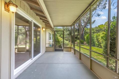 447 Meadowgreen Drive Santa Rosa CA 95409