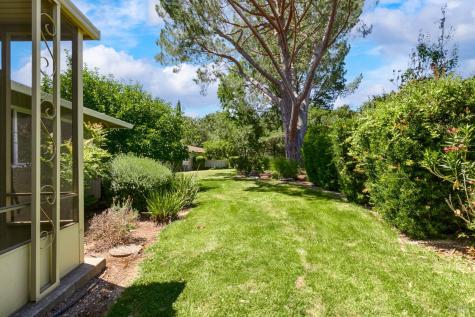 447 Meadowgreen Drive Santa Rosa CA 95409