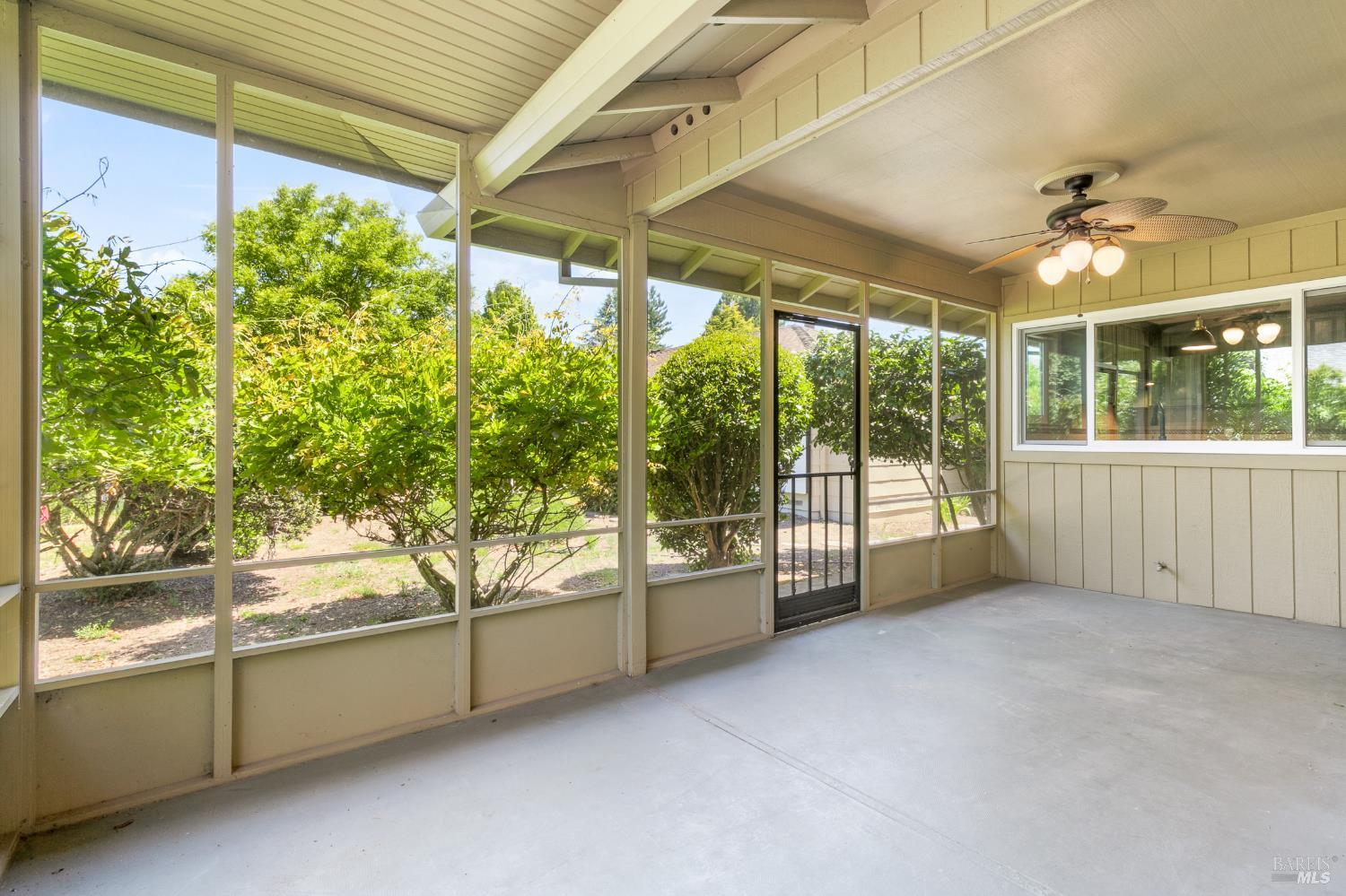 447 Meadowgreen Drive Santa Rosa CA 95409