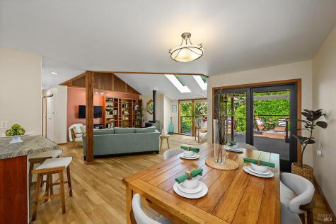 683 Wagnon Road Sebastopol CA 95472