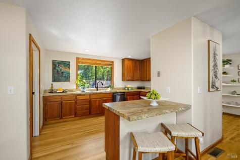 683 Wagnon Road Sebastopol CA 95472