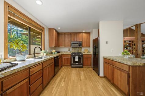 683 Wagnon Road Sebastopol CA 95472