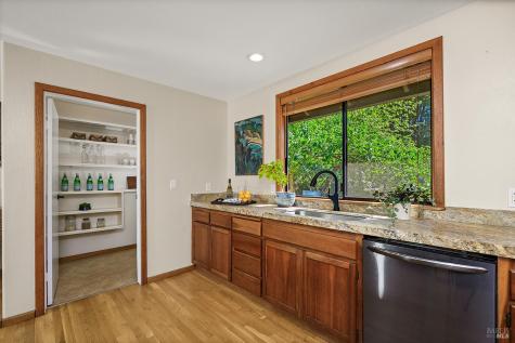 683 Wagnon Road Sebastopol CA 95472