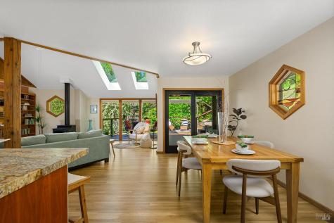 683 Wagnon Road Sebastopol CA 95472
