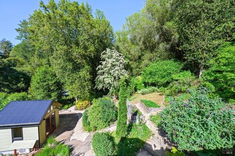 683 Wagnon Road Sebastopol CA 95472