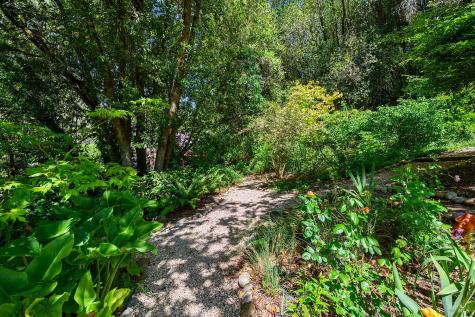 683 Wagnon Road Sebastopol CA 95472