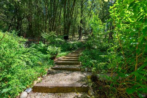 683 Wagnon Road Sebastopol CA 95472