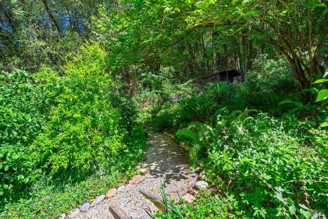 683 Wagnon Road Sebastopol CA 95472