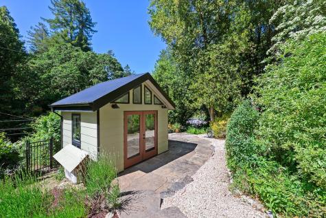 683 Wagnon Road Sebastopol CA 95472