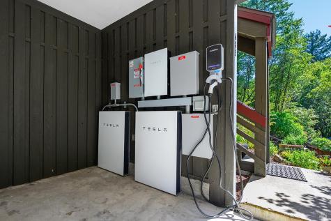 683 Wagnon Road Sebastopol CA 95472