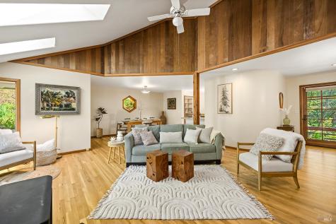 683 Wagnon Road Sebastopol CA 95472