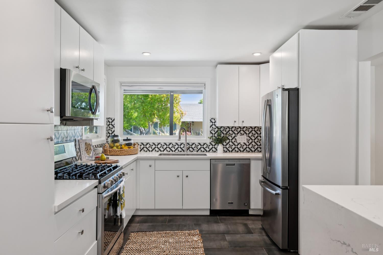 12 Echo Avenue Corte Madera CA 94925