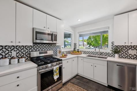 12 Echo Avenue Corte Madera CA 94925