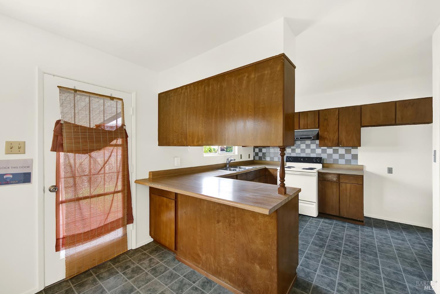 2715 Limerick Road San Pablo CA 94806