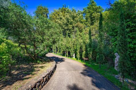 1412 Quail Court Santa Rosa CA 95404