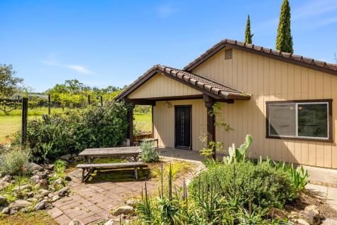 12600 Henno Road Glen Ellen CA 95442