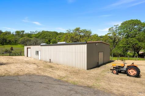 12600 Henno Road Glen Ellen CA 95442