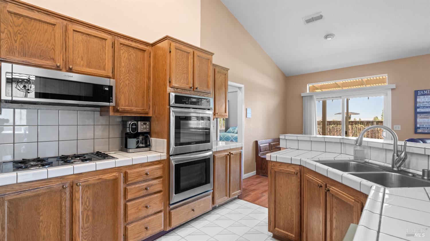 772 Derry Circle Vacaville CA 95688
