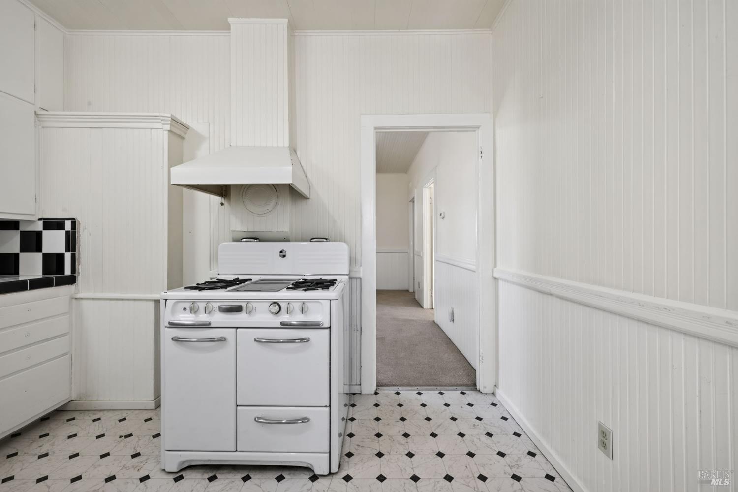 105 Garden Street Santa Rosa CA 95401