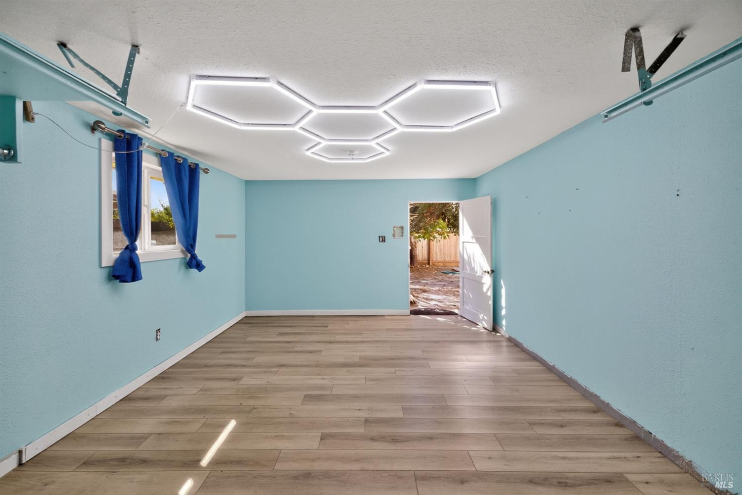 105 Garden Street Santa Rosa CA 95401