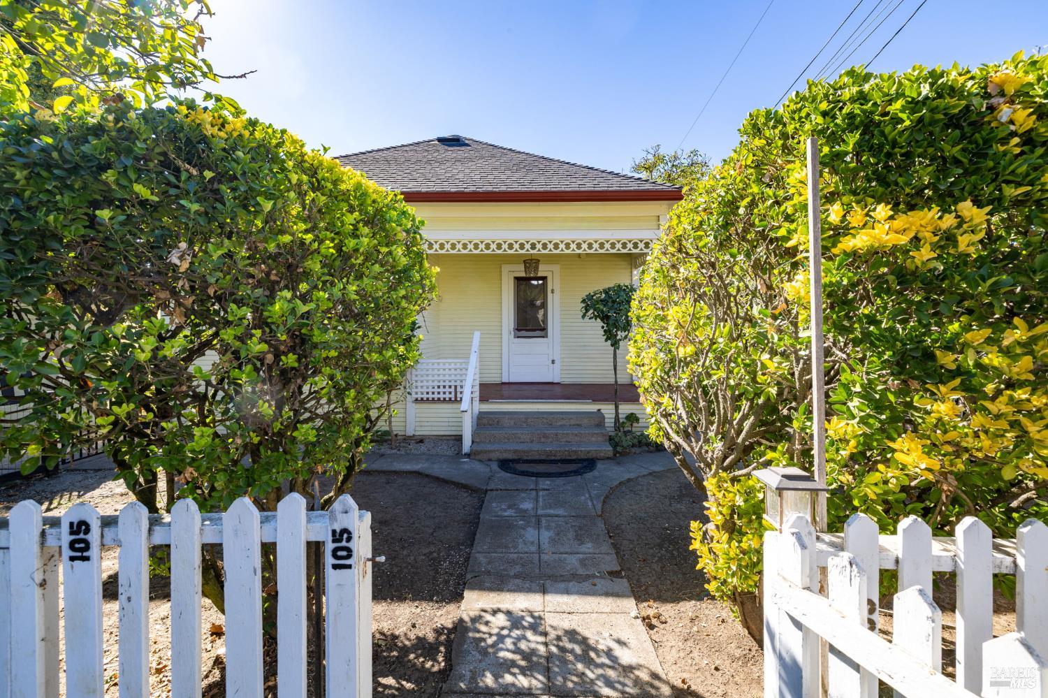 105 Garden Street Santa Rosa CA 95401