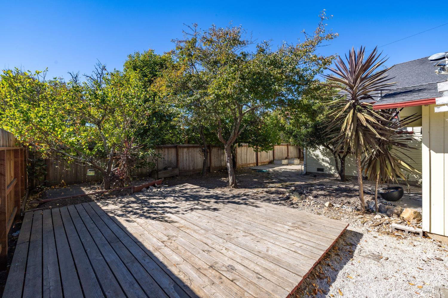 105 Garden Street Santa Rosa CA 95401