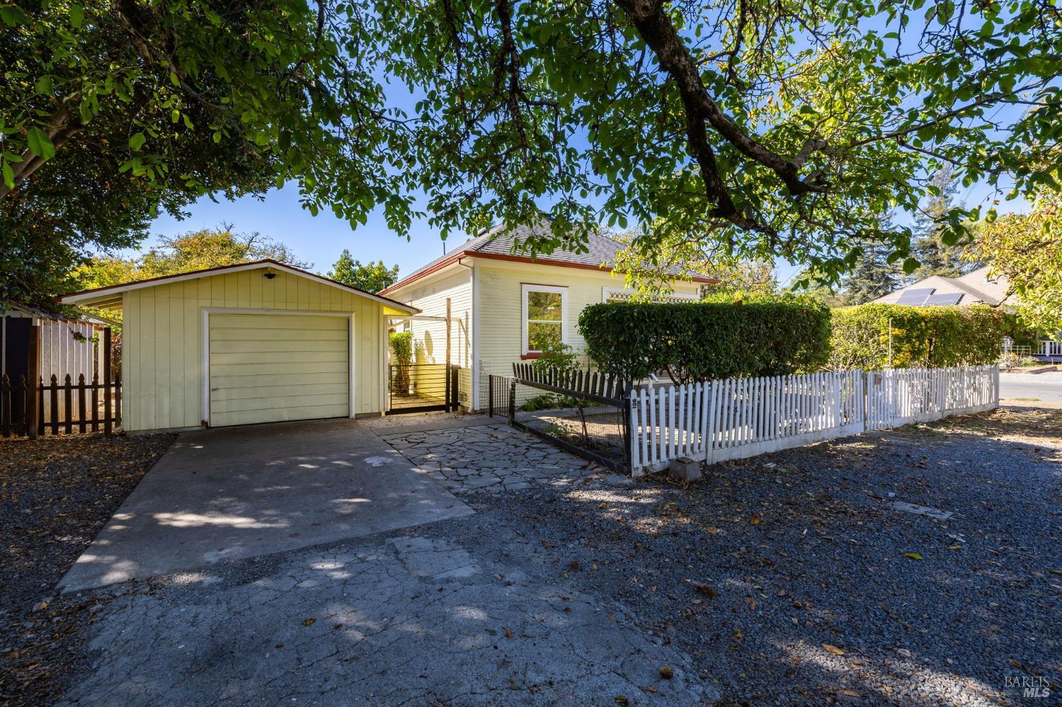 105 Garden Street Santa Rosa CA 95401