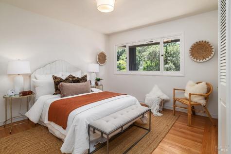 11 Sun View Avenue San Anselmo CA 94960