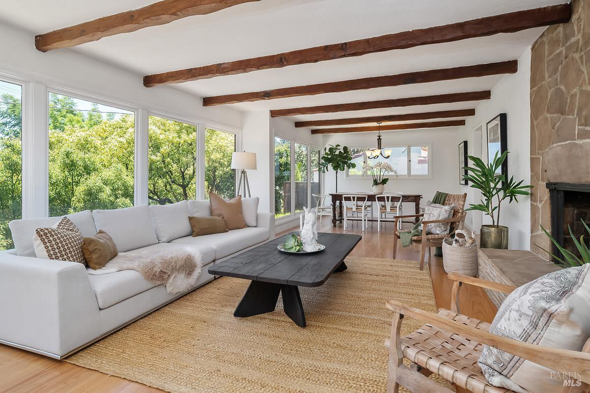 11 Sun View Avenue San Anselmo CA 94960