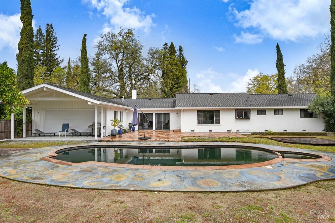 19340 7th Street E Sonoma CA 95476
