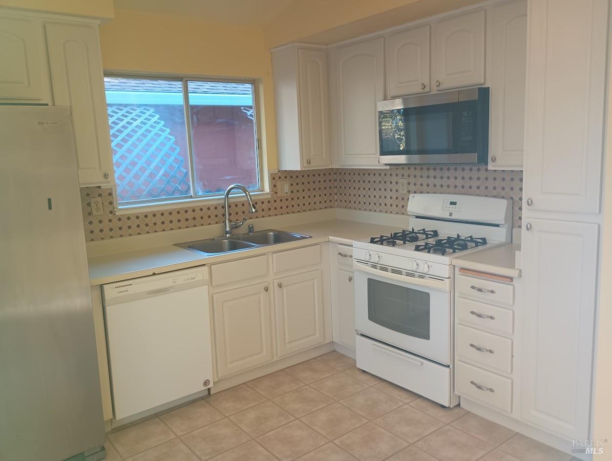 1035 Camellia Court Suisun City CA 94585