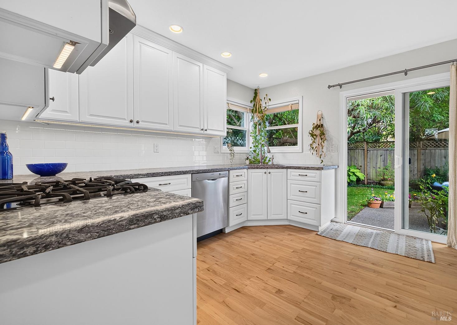 1450 Morning Glory Drive Petaluma CA 94954