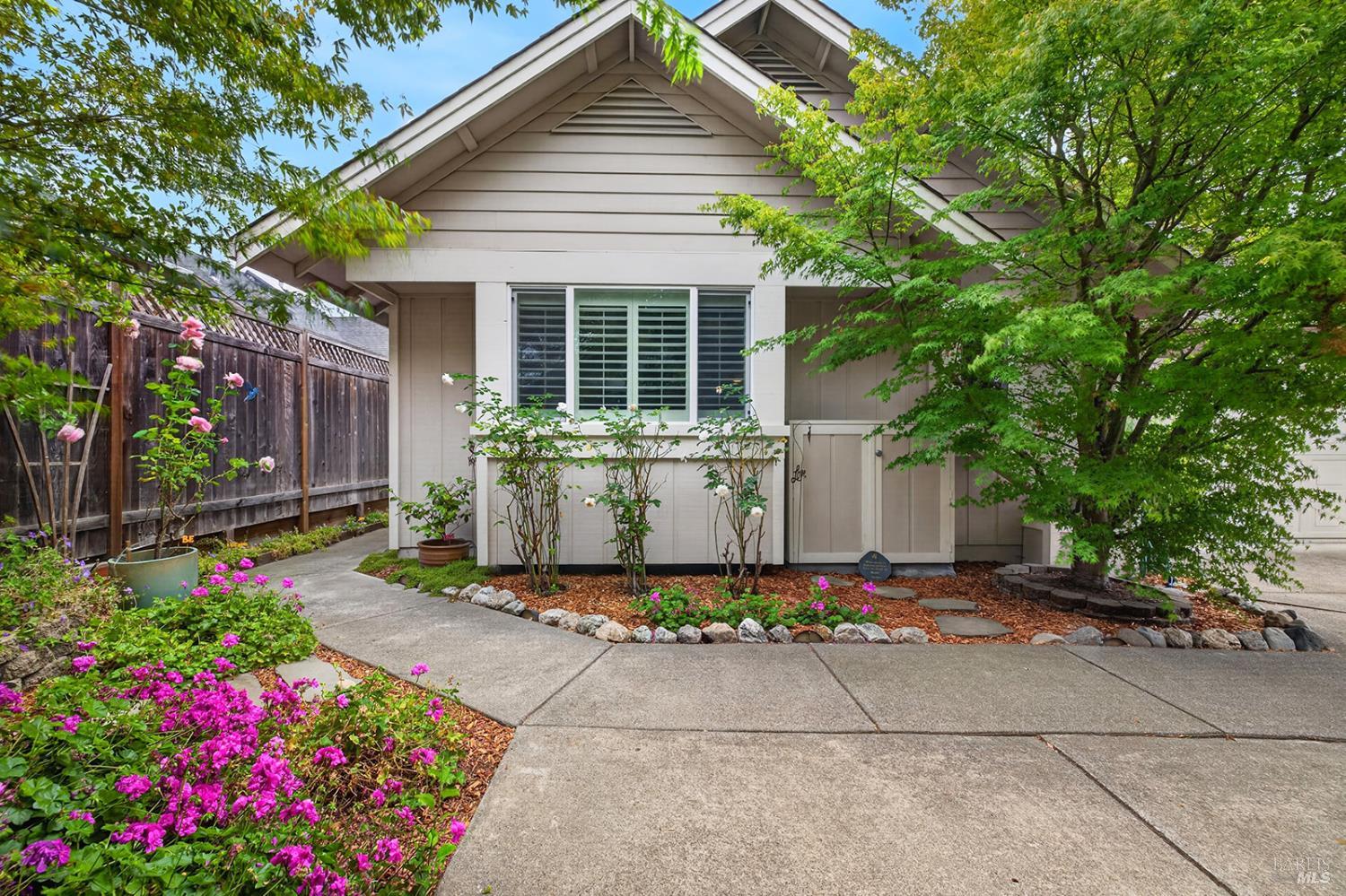 1450 Morning Glory Drive Petaluma CA 94954