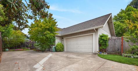 1450 Morning Glory Drive Petaluma CA 94954