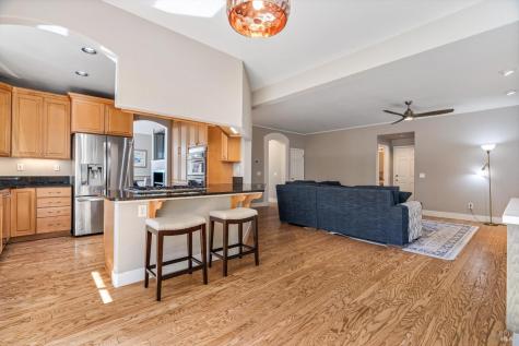 413 Redrock Way Petaluma CA 94954