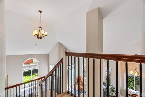 413 Redrock Way Petaluma CA 94954