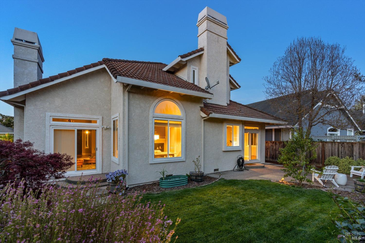 413 Redrock Way Petaluma CA 94954