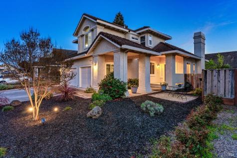 413 Redrock Way Petaluma CA 94954