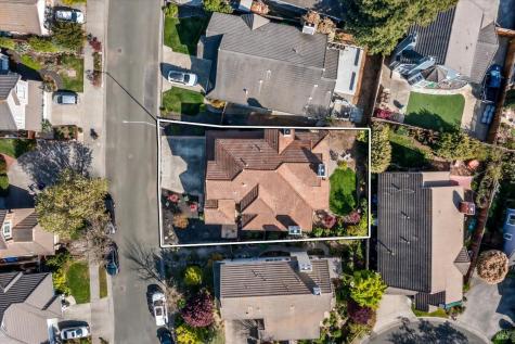 413 Redrock Way Petaluma CA 94954