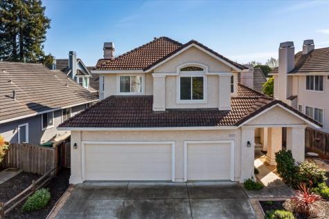 413 Redrock Way Petaluma CA 94954
