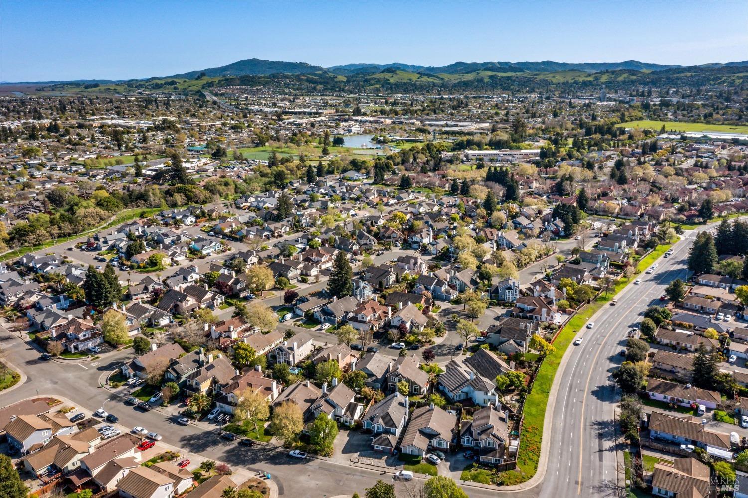 413 Redrock Way Petaluma CA 94954