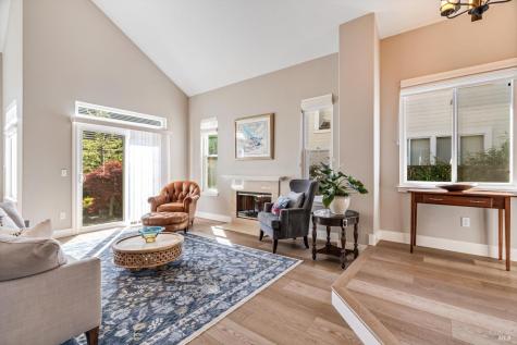 413 Redrock Way Petaluma CA 94954