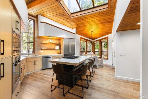 2656 Knob Hill Drive Santa Rosa CA 95404